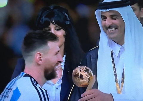 Messi se torna 1º a marcar em todos os jogos da fase final na Copa