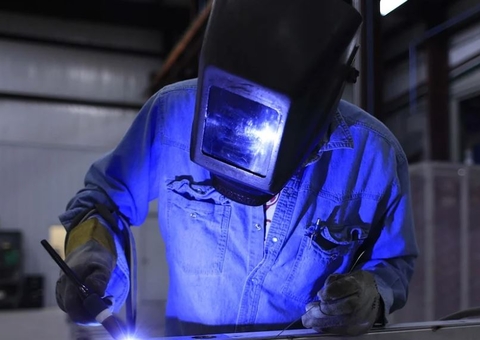 Metalúrgico, camareira, topógrafo; Confira 100 vagas de emprego do Sine Amazonas