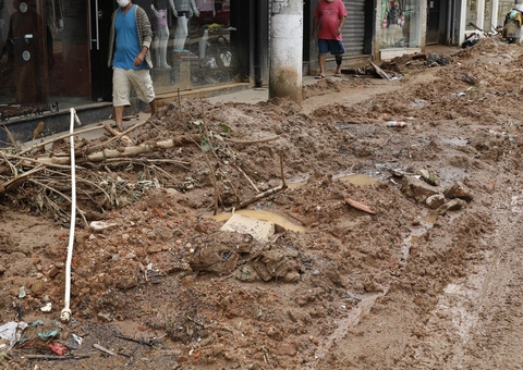Número de mortos em Petrópolis chega a 152