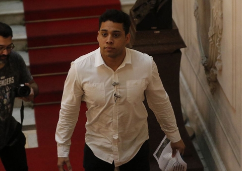 Defesa pede arquivamento de assédio contra Gabriel Monteiro