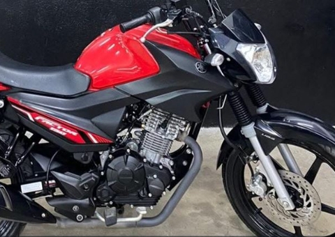 Homem sofre mal súbito e tem moto levada em Manaus; família busca informações