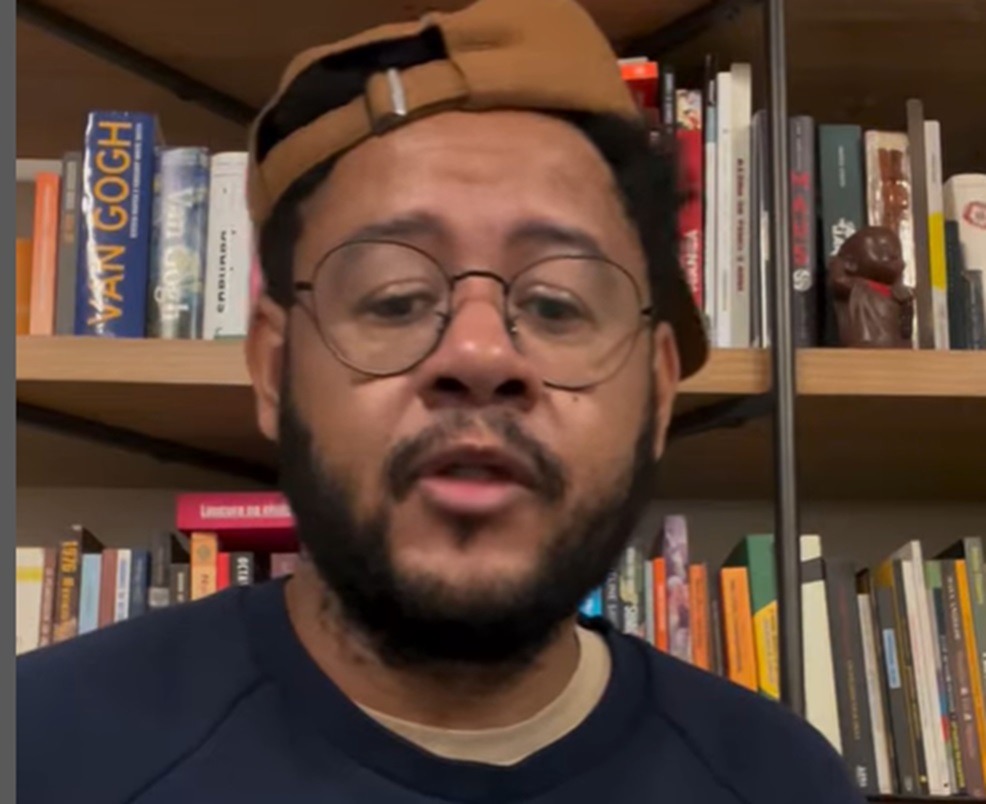 Emicida nega que tenha acusado irmão de desvio: 'desejo de acordo amigável'