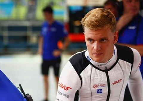 Batida em Suzuka complica ainda mais futuro de Mick Schumacher na Fórmula 1