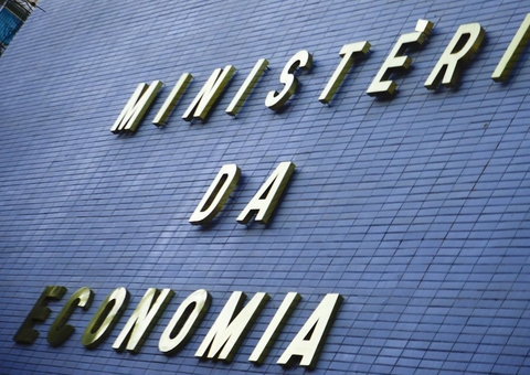 Imposto de renda de empresas será reduzido para 10% 