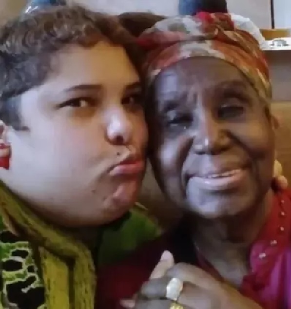 Filha da atriz Marina Miranda morre 3 anos após perda da mãe