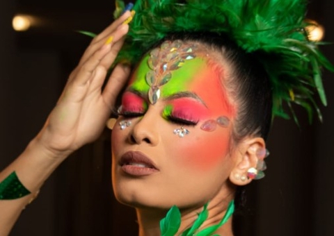 Misses Amazonas homenageiam Carnaval em ensaio fotográfico 