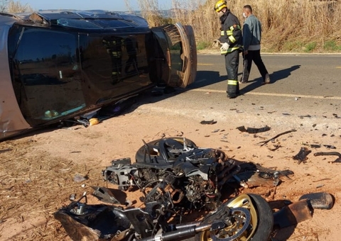 Mister Anápolis morre em grave acidente de moto em Goiás
