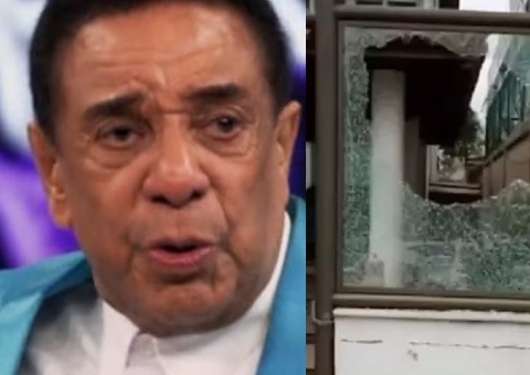 Casal invade casa de Agnaldo Timoteo, ateia fogo em mochila e depreda imóvel no Rio