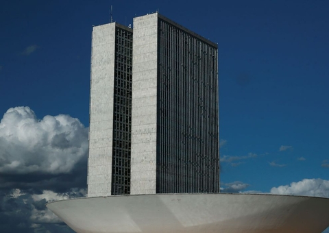 Câmara: plantio de maconha para fins medicinais tem parecer favorável