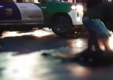 Homem é executado a tiros durante chuva em Manaus; Dois foram baleados