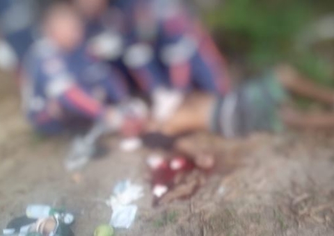 Homem morre ao cair de árvore enquanto pegava fruta em Manaus