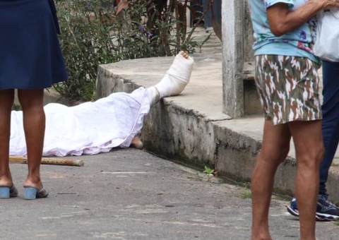Com perna engessada, homem não consegue correr e morre crivado de balas em Manaus