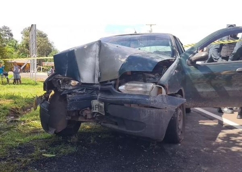 Mulheres morrem eletrocutadas ao tentarem salvar motorista em acidente