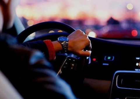 Justiça condena empresa por uso de veículo do prestador de serviços