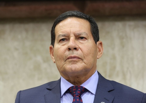 Mourão defende retorno do auxílio emergencial