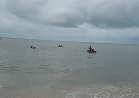Dois turistas mineiros morrem afogados em praia no sul da Bahia