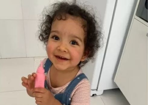 Bebê é internada com quadro de gripe e sai de hospital com paralisia cerebral