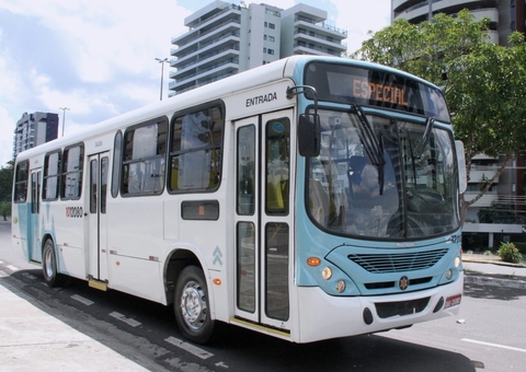 Linhas de ônibus mudam itinerário em Manaus