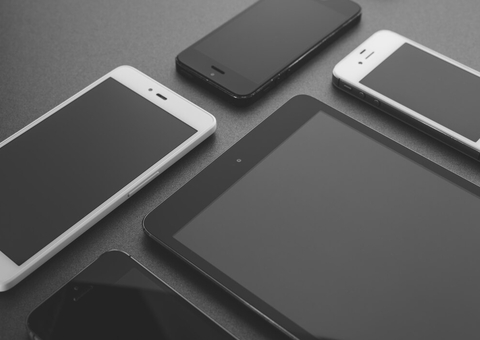 Homem é espancado após roubar mais de 25 celulares de loja em Parintins