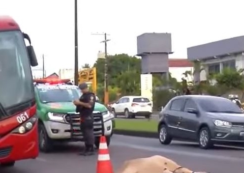 Mulher que morreu atropelada em avenida de Manaus é identificada 