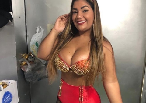 Mulher Filé tem complicações com silicone e fará cirurgia às pressas