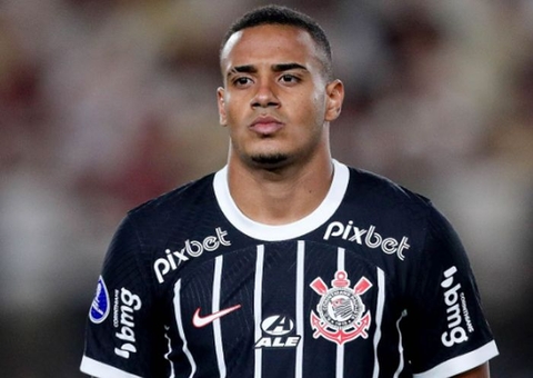 Alvo do Napoli, Murillo se surpreende com capa de jornal