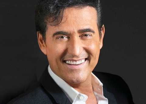 Morre Carlos Marín, cantor dos Il Divo, aos 53 anos