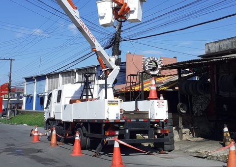 Seis bairros de Manaus e ramal na BR-174 ficam sem energia nesta segunda-feira 