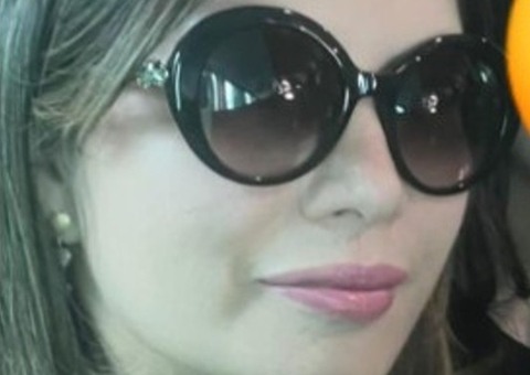 Família cobra buscas aéreas por advogada desaparecida em naufrágio