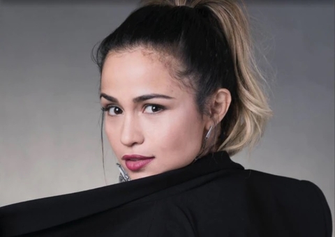 Nanda Costa recebeu proposta de falso namoro heterossexual para esconder sexualidade