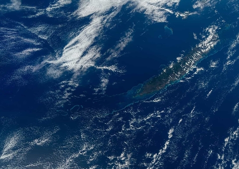 Primeira missão espacial civil da rende fotografias incríveis da Terra