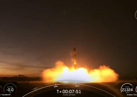 Após adiamentos, SpaceX lançou o foguete Falcon 9