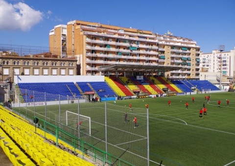 Dérbi de Barcelona tem times históricos e clima de Libertadores