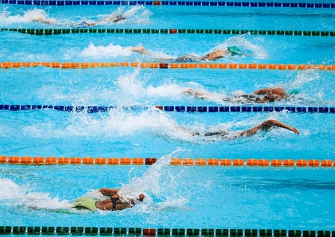 Brasil inicia último dia da natação no Pan com cinco vagas nas finais