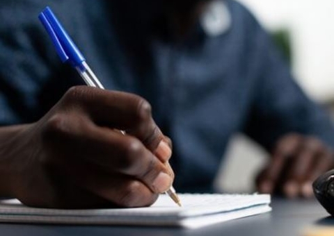 Ministério da Pesca abre concurso com salário de R$ 6,1 mil; veja edital