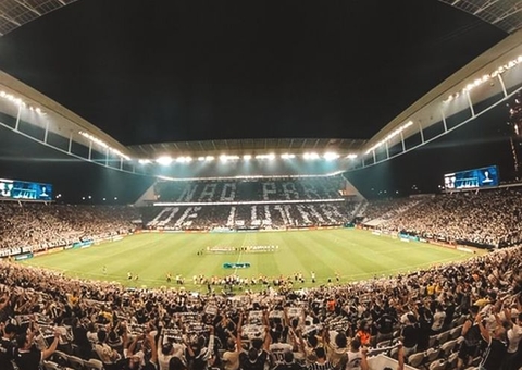 Torcedor do Corinthians morre após levar choque na saída da Neo Química Arena