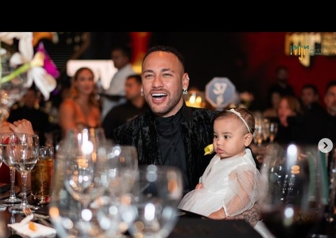 Leilão beneficente de Neymar arrecada R$ 21 milhões 