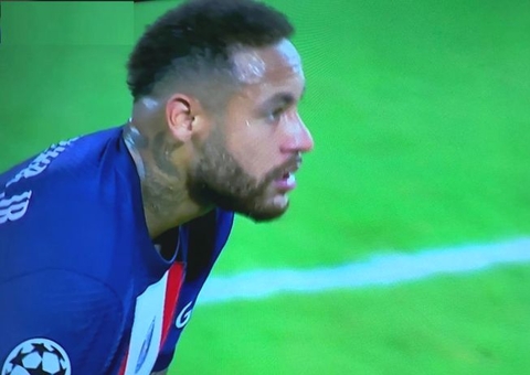 Neymar deixa top 10 de atletas mais bem pagos do mundo após 5 anos