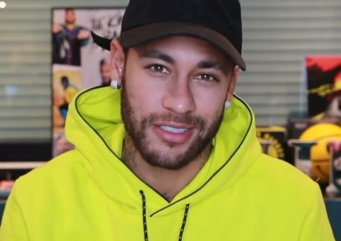 Neymar posta foto romântica com affair e fãs se assustam por semelhança com Bruna Marquezine