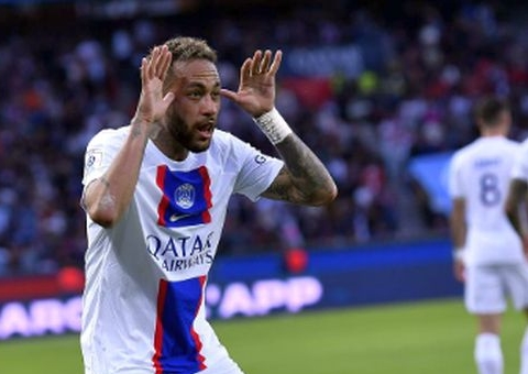 Neymar ainda não voltou a frequentar CT e seleção é cautelosa com oitavas