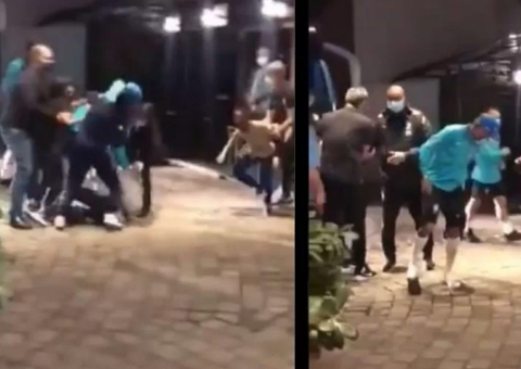 Fãs furam bloqueiam e ‘atropelam’ Neymar em chegada em hotel da Seleção; vídeo