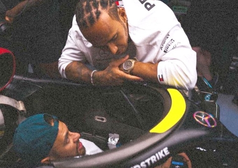 Neymar 'tieta' pilotos da F1 e entra até no carro de Hamilton