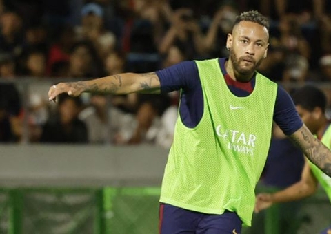 Neymar fica no banco e PSG perde para o Cerezo Osaka em amistoso no Japão