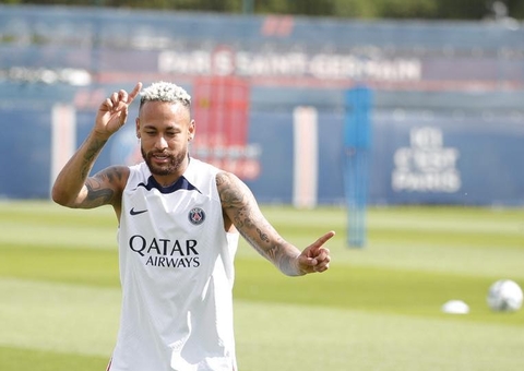 PSG goleia Auxerre no último jogo de Neymar antes da Copa do Mundo