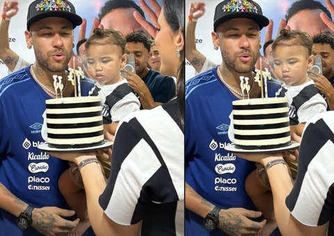 Neymar ganha festa surpresa após reestreia no Santos