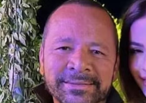 Pai de Neymar faz rara aparição com namorada em aniversário de Lívia Andrade