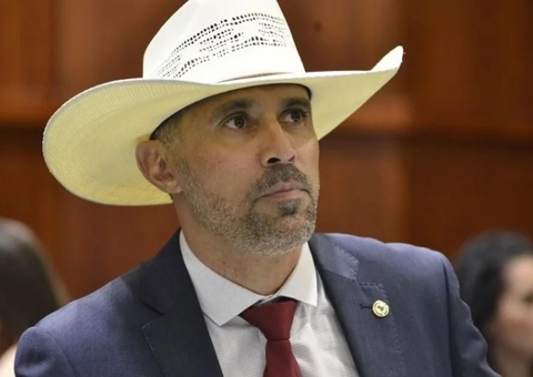 Deputado que confessou ter financiado ataques em Brasília é alvo de operação da PF