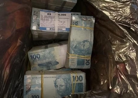PF encontra R$ 400 mil em sacos de lixo em casa de deputado durante operação