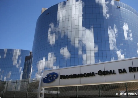 Ação do MPF pede suspensão de concursos da Marinha