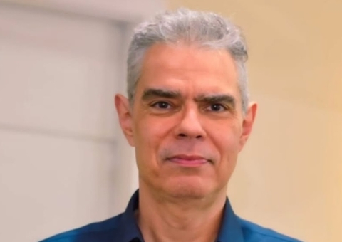 Filho de Chico Anysio fala sobre experiência de dublar filme pornô